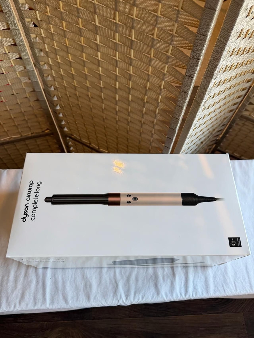 New in sealed box Ceramic Pink and Rose Gold Dyson Airwrap Multi-Styler